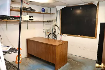 25317 Northern Boulevard #Restaurant, Little Neck, NY 11362 - Photo 9