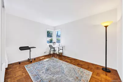 23 Peachtree Lane, Hicksville, NY 11801 - Photo 11