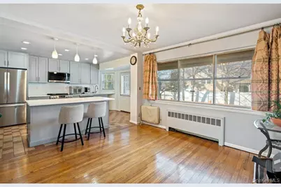 527 Alicia Drive, Westbury, NY 11590 - Photo 7