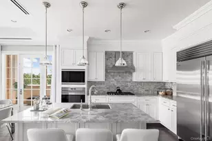 5000 Royal Ct, North Hills, NY 11040 - Photo 3