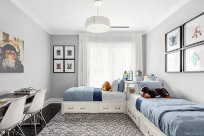 5000 Royal Court #5307, North Hills, NY 11040 - Photo 7