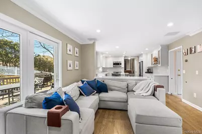 35 Rock Cliff Place, White Plains, NY 10603 - Photo 13