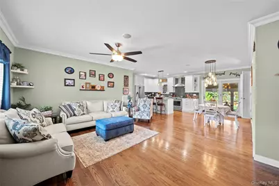 1563 Stevens Avenue, Merrick, NY 11566 - Photo 3