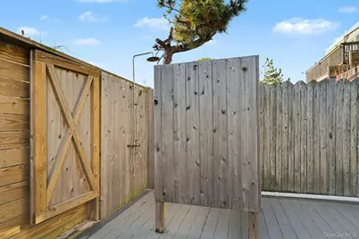 923 Oceanfront, Long Beach, NY 11561 - Photo 31