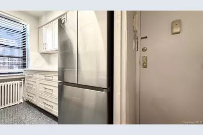 215-28 47th Avenue #1A, Bayside, NY 11361 - Photo 5