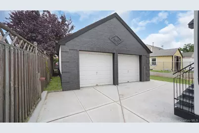 3239 Tierney Place, Bronx, NY 10465 - Photo 25