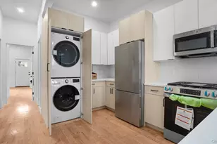 3239 Tierney Pl, Bronx, NY 10465 - Photo 9