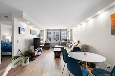 4-74 48th Avenue #35E, Long Island City, NY 11109 - Photo 9