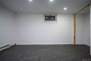 256-20 Francis Lewis Blvd, Rosedale, NY 11422 - Photo 15