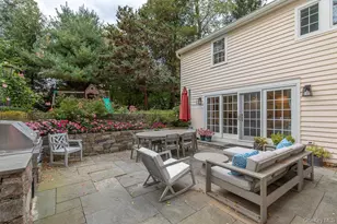 94 Round Hill Rd, Scarsdale, NY 10583 - Photo 37