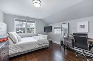 94 Round Hill Rd, Scarsdale, NY 10583 - Photo 29