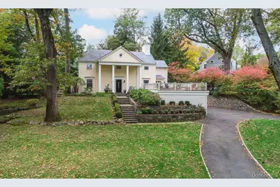 94 Round Hill Road, Scarsdale, NY 10583 - Photo 1