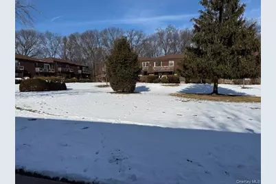 5 Germonds Village #5, Bardonia, NY 10954 - Photo 27