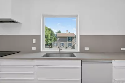 6 Glenwood Avenue, Poughkeepsie, NY 12603 - Photo 33