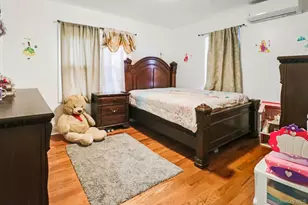 112-02 Witthoff Ave, Queens Village, NY 11429 - Photo 11