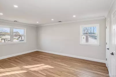 20 Shirley Court, Commack, NY 11725 - Photo 17