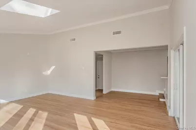 20 Shirley Court, Commack, NY 11725 - Photo 13