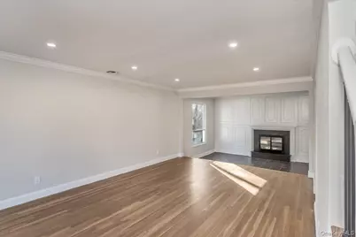 20 Shirley Court, Commack, NY 11725 - Photo 5