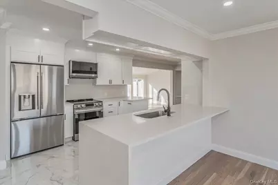 20 Shirley Court, Commack, NY 11725 - Photo 11