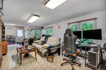 1400 Route 44, Pleasant Valley, NY 12569 - Photo 25