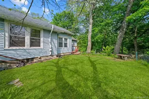 1400 Route 44, Pleasant Valley, NY 12569 - Photo 33