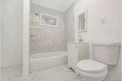 54 5th Street, Ronkonkoma, NY 11779 - Photo 17