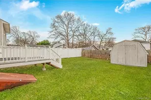 54 5th St, Ronkonkoma, NY 11779 - Photo 7