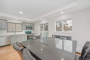 54 5th St, Ronkonkoma, NY 11779 - Photo 19