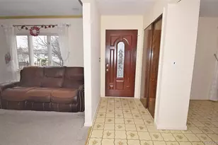 293 85th Ave, Floral Park, NY 11001 - Photo 5