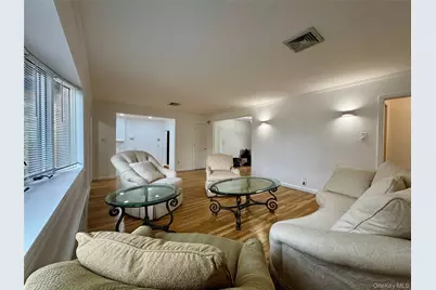 23 Center Drive, New Hyde Park, NY 11040 - Photo 5