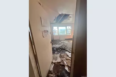 29 Bell Avenue, Mount Vernon, NY 10550 - Photo 7