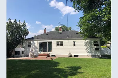 69 Soundview Road, Great Neck, NY 11020 - Photo 7