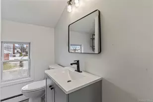 3322 Parkway Dr, Baldwin, NY 11510 - Photo 13