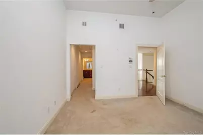 22 Meadow Court, Oakdale, NY 11769 - Photo 25