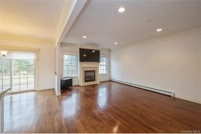 22 Meadow Court, Oakdale, NY 11769 - Photo 15