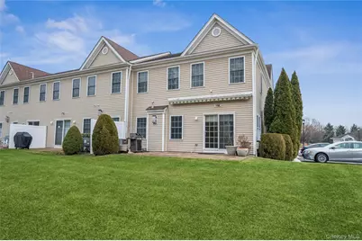 22 Meadow Court, Oakdale, NY 11769 - Photo 31