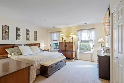 138 Brattle Circle, Melville, NY 11747 - Photo 13