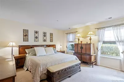 138 Brattle Circle, Melville, NY 11747 - Photo 15