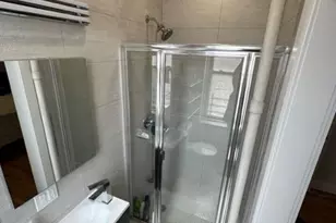 2081 Cruger Ave, Bronx, NY 10462 - Photo 11