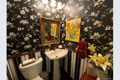 26910 Grand Central Parkway #16N, Floral Park, NY 11005 - Photo 15