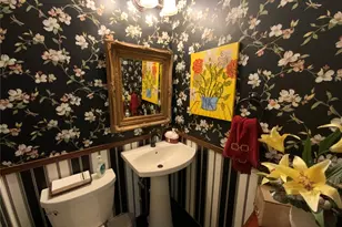 269-10 Grand Central Pkwy, Floral Park, NY 11005 - Photo 15