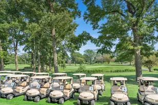 269-10 Grand Central Pkwy, Floral Park, NY 11005 - Photo 21