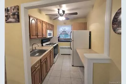 155-45 81 St. 81 #18, Howard Beach, NY 11414 - Photo 5