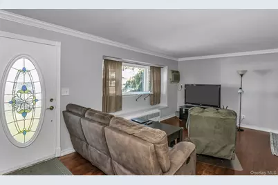 17 Linwood Place, Massapequa Park, NY 11762 - Photo 3