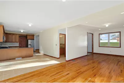 59 Mastro Road, Calverton, NY 11933 - Photo 17