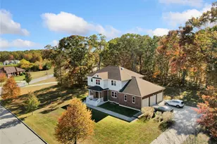 59 Mastro Rd, Calverton, NY 11933 - Photo 11