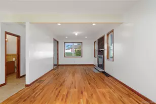 59 Mastro Rd, Calverton, NY 11933 - Photo 15