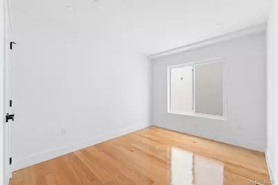 2217 Seymour Avenue, Bronx, NY 10469 - Photo 9