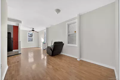 121-44 6th Avenue, College Point, NY 11356 - Photo 9