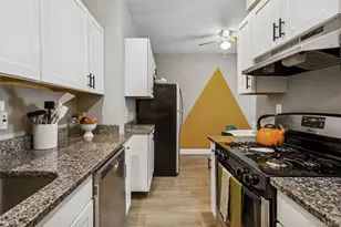 12 Hempstead Ave, Rockville Centre, NY 11570 - Photo 11